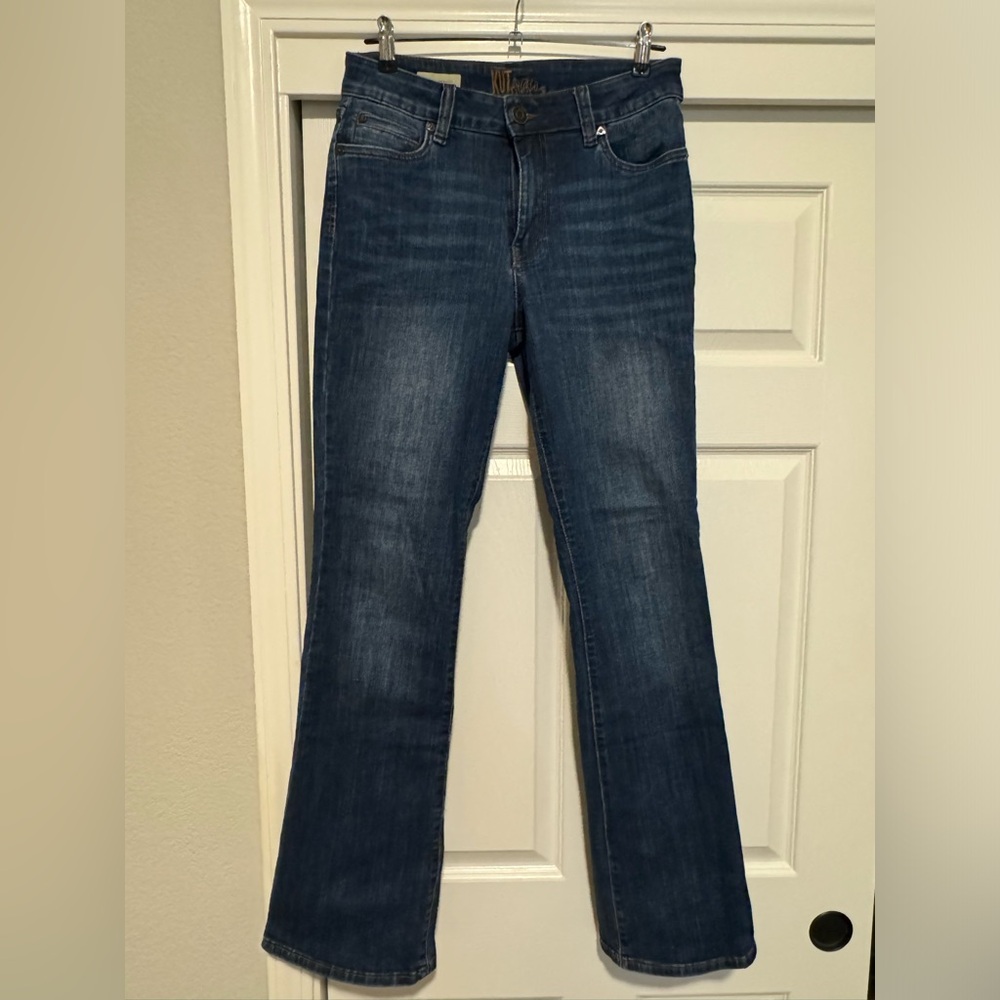 Kut from the Kloth Nicole High Rise Bootcut Jeans size 6